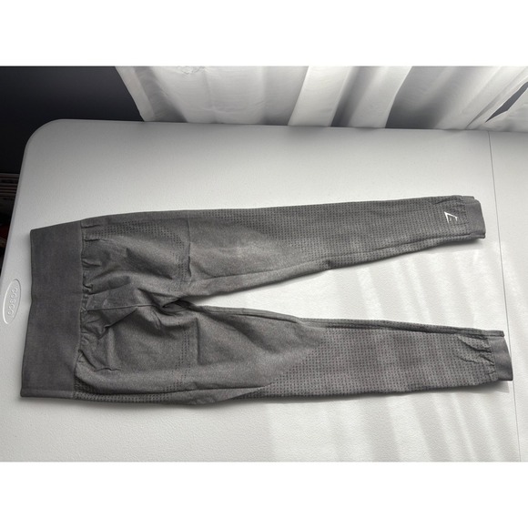 Gymshark Vital Seamless Leggings High Waisted Workout Gym Activewear Gray M - Picture 2 of 5